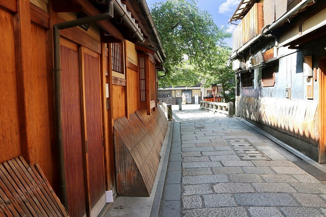 京都ならではの風情ある景色 前撮りにおすすめ