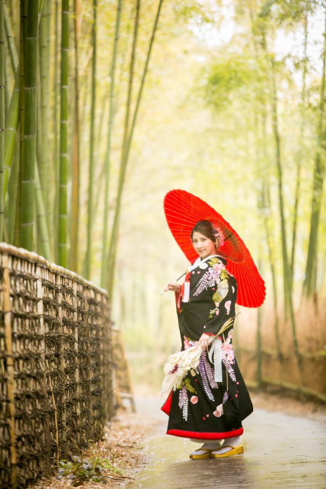 前撮り　京都の竹林での写真撮影